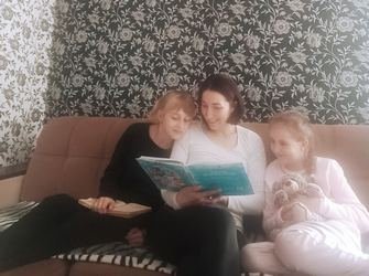 Акция "Семейные чтения"